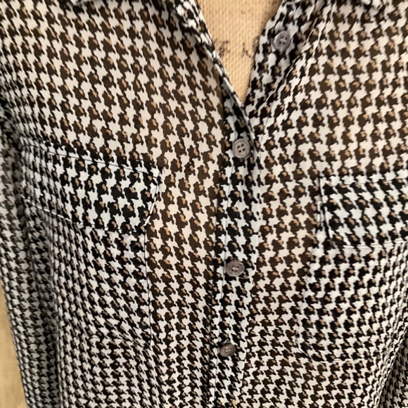 Vince Camuto Sheer Houndstooth Blouse medium button down career black neutral M - Picture 8 of 12